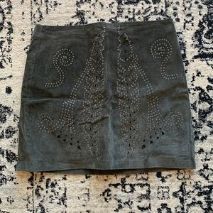 Zara suede skirt with beading